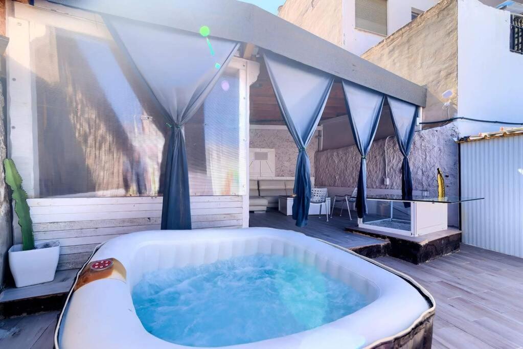 Cueva Con Jacuzzi A 20 Minutos De Valencia Βίλα Benaguacil Εξωτερικό φωτογραφία