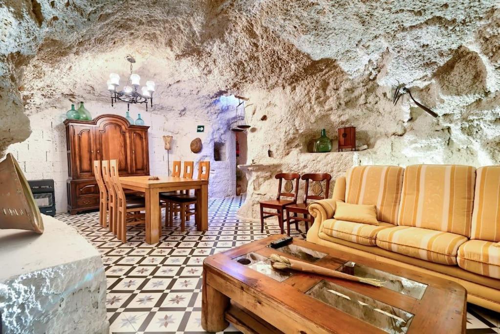 Cueva Con Jacuzzi A 20 Minutos De Valencia Βίλα Benaguacil Εξωτερικό φωτογραφία